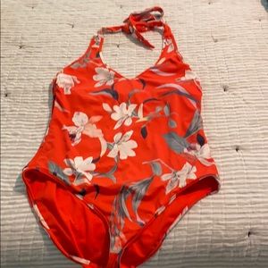 EUC Size M Athleta Halter style One Piece Swimsuit